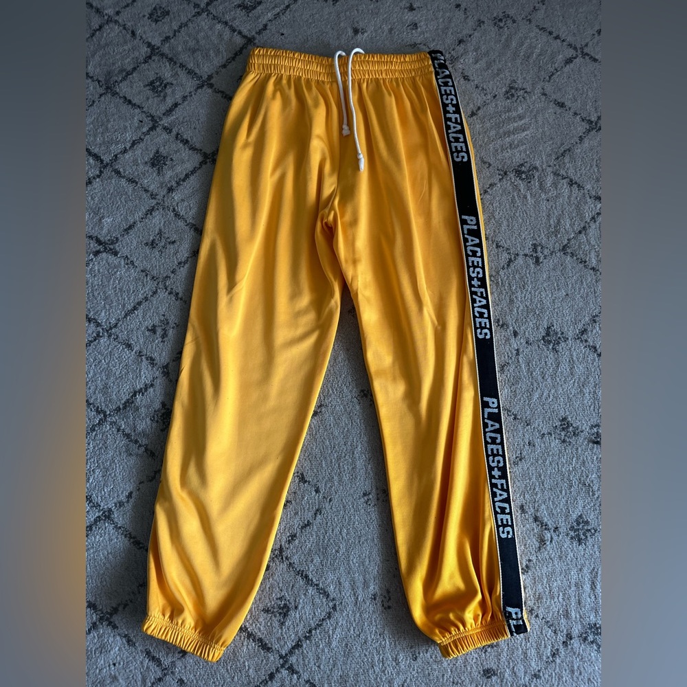 Places + Faces joggers